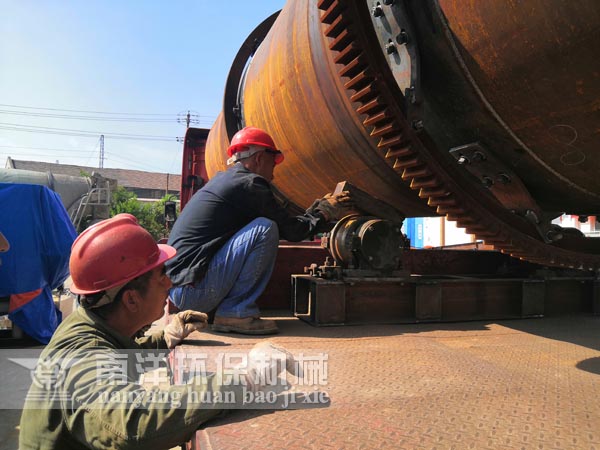 鑄造石英砂烘幹機裝車發貨